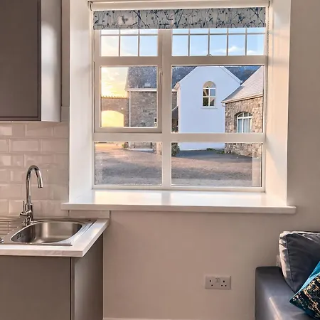 Aran View Homes - The Courtyard - Cozy For Two *